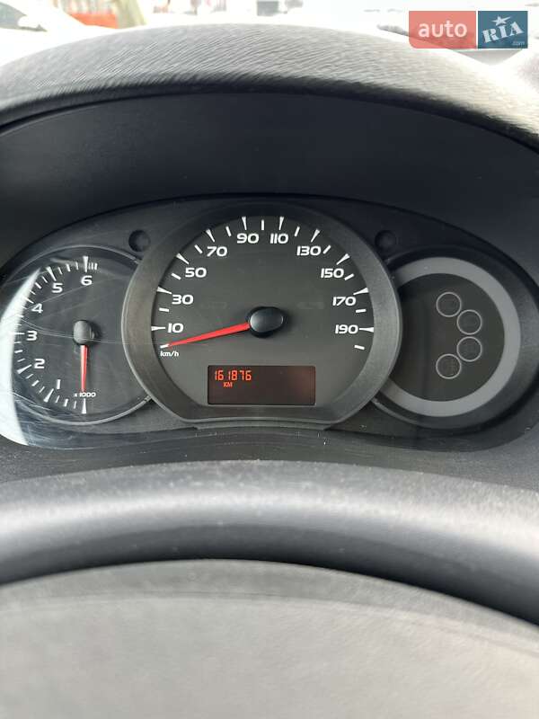 Грузовой фургон Renault Kangoo 2012 в Белогородке