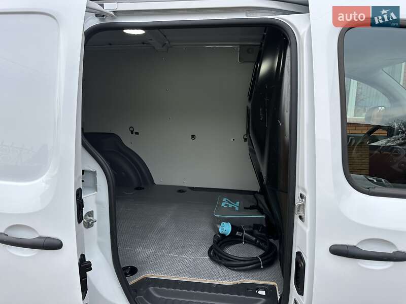 Грузовой фургон Renault Kangoo 2018 в Хмельницком