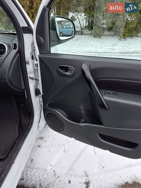 Грузовой фургон Renault Kangoo 2019 в Ровно фото 19 Грузовой фургон Renault Kangoo 2019 в Ровно