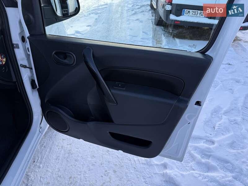 Мінівен Renault Kangoo 2020 в Дубні фото 22 Мінівен Renault Kangoo 2020 в Дубні