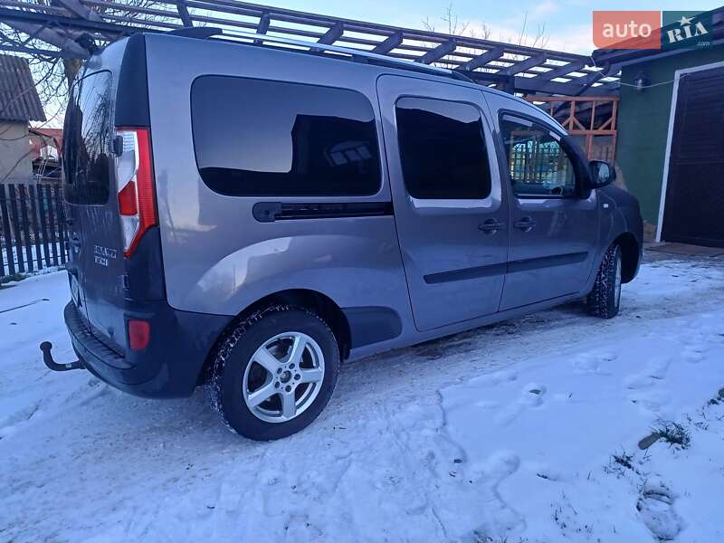 Мінівен Renault Kangoo 2015 в Івано-Франківську