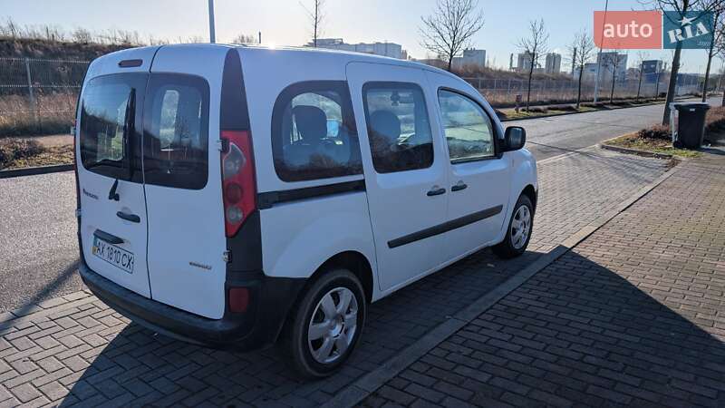 Минивэн Renault Kangoo 2009 в Вышкове