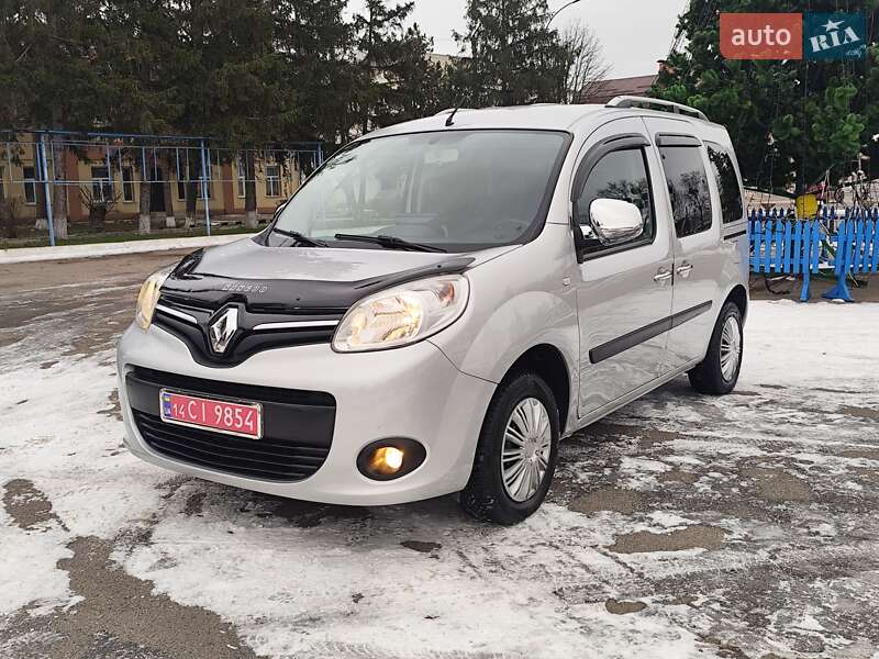 Минивэн Renault Kangoo 2015 в Новоархангельске