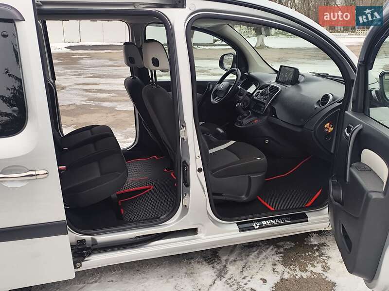 Минивэн Renault Kangoo 2015 в Новоархангельске