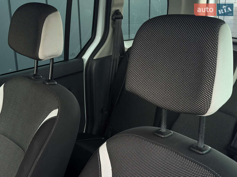 Минивэн Renault Kangoo 2014 в Ровно фото 49 Минивэн Renault Kangoo 2014 в Ровно