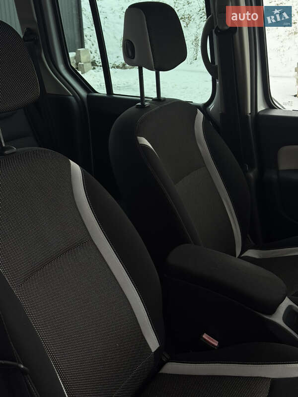 Минивэн Renault Kangoo 2014 в Ровно фото 57 Минивэн Renault Kangoo 2014 в Ровно