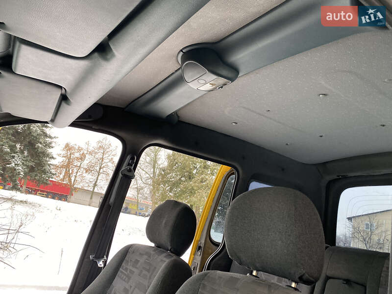 Минивэн Renault Kangoo 2000 в Василькове