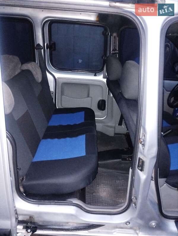 Минивэн Renault Kangoo 2004 в Виннице