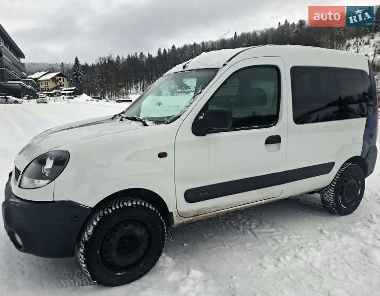 Минивэн Renault Kangoo 2005 в Нижнем Студеном