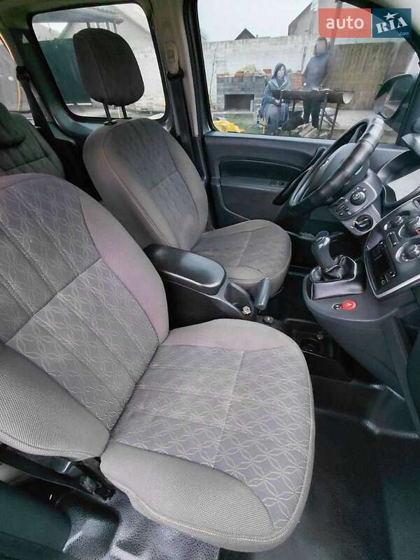 Минивэн Renault Kangoo 2013 в Днепре