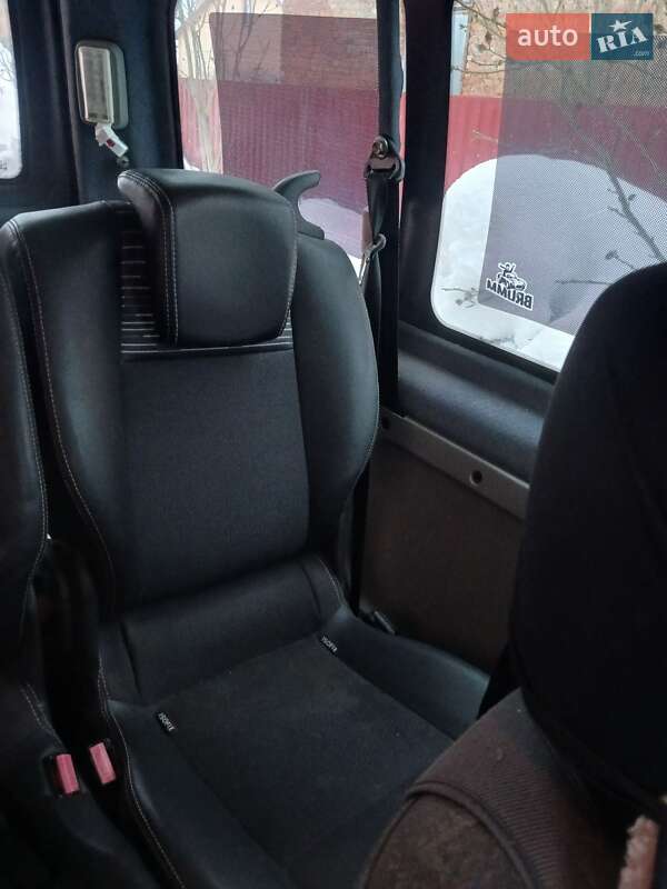 Минивэн Renault Kangoo 2004 в Городке