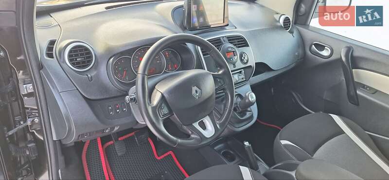 Минивэн Renault Kangoo 2016 в Новоархангельске