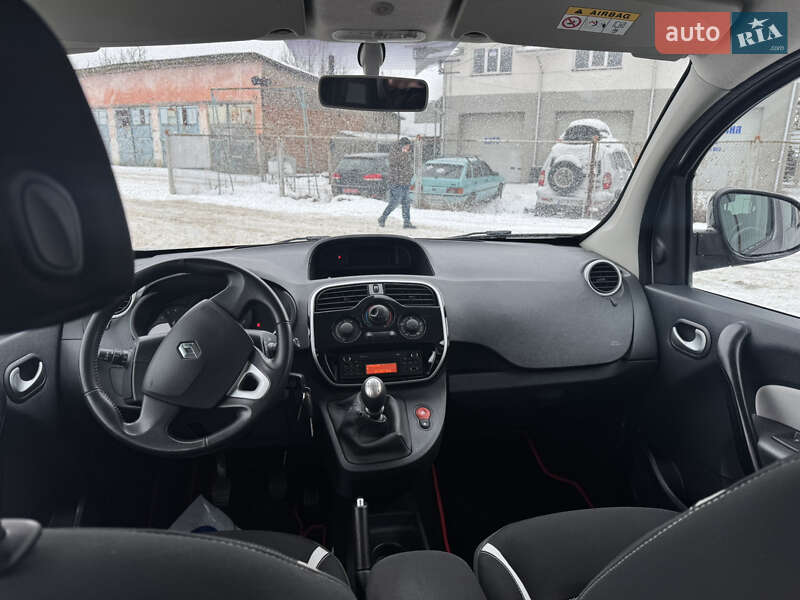 Мінівен Renault Kangoo 2016 в Коломиї