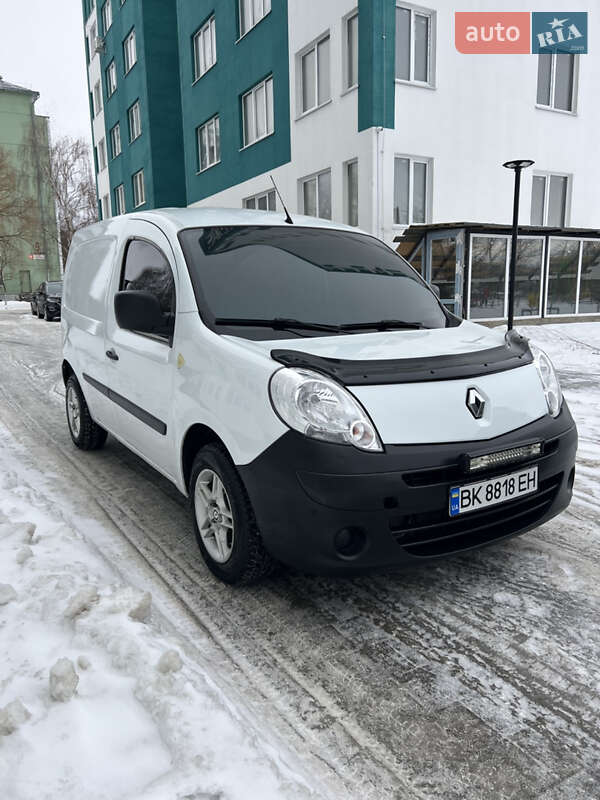 Грузовой фургон Renault Kangoo 2008 в Вараше