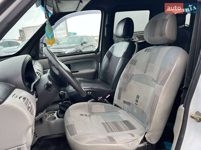 Минивэн Renault Kangoo 2006 в Львове