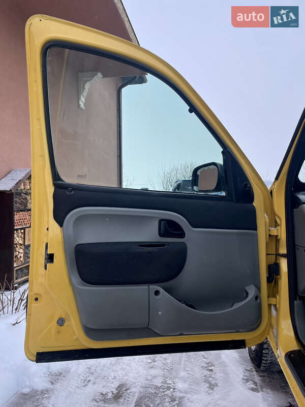 Минивэн Renault Kangoo 2008 в Ровно