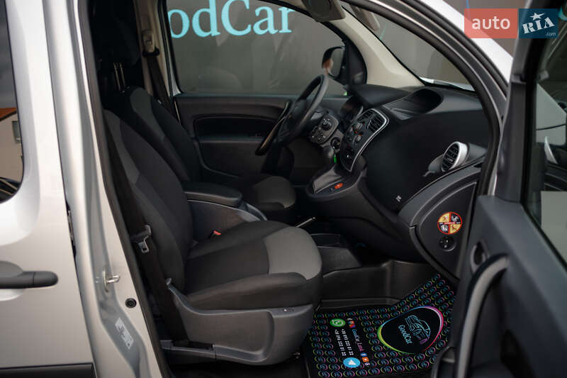 Грузовой фургон Renault Kangoo 2018 в Луцке фото 22 Грузовой фургон Renault Kangoo 2018 в Луцке