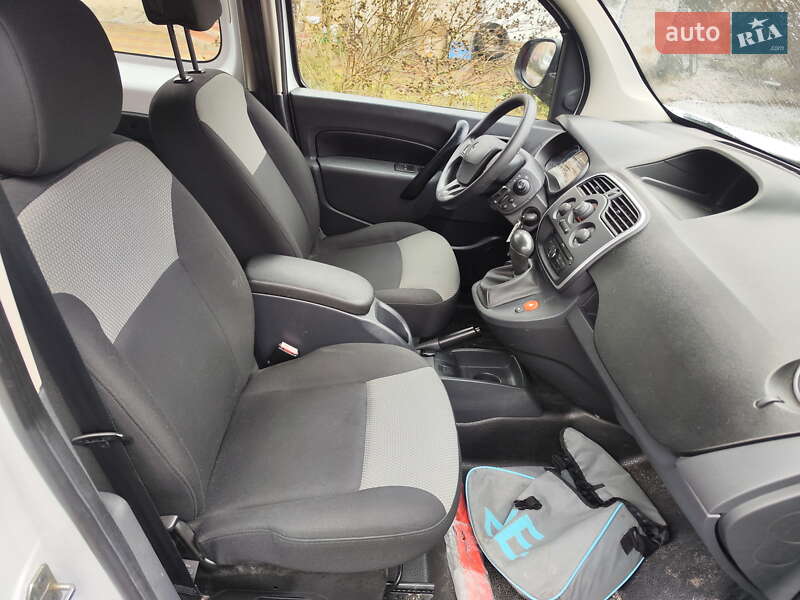 Мінівен Renault Kangoo 2018 в Нових Санжарах