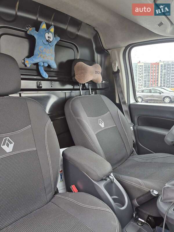 Грузопассажирский фургон Renault Kangoo 2018 в Киеве фото 17 Грузопассажирский фургон Renault Kangoo 2018 в Киеве