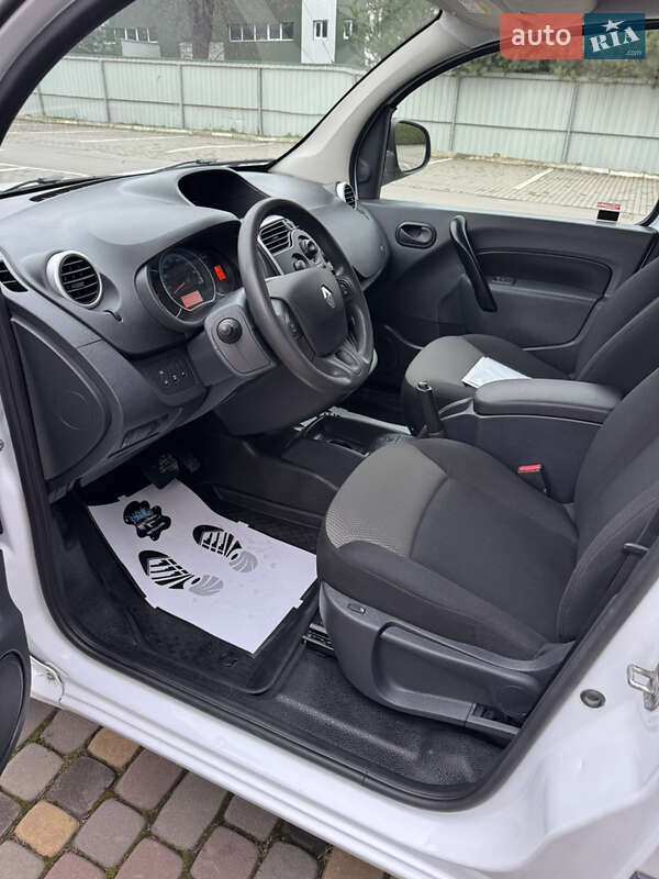Грузовой фургон Renault Kangoo 2020 в Луцке