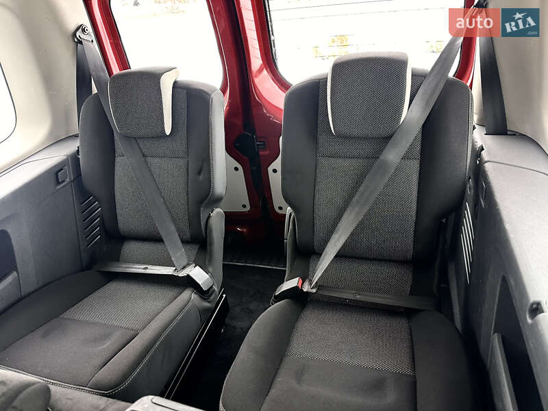 Минивэн Renault Kangoo 2015 в Житомире