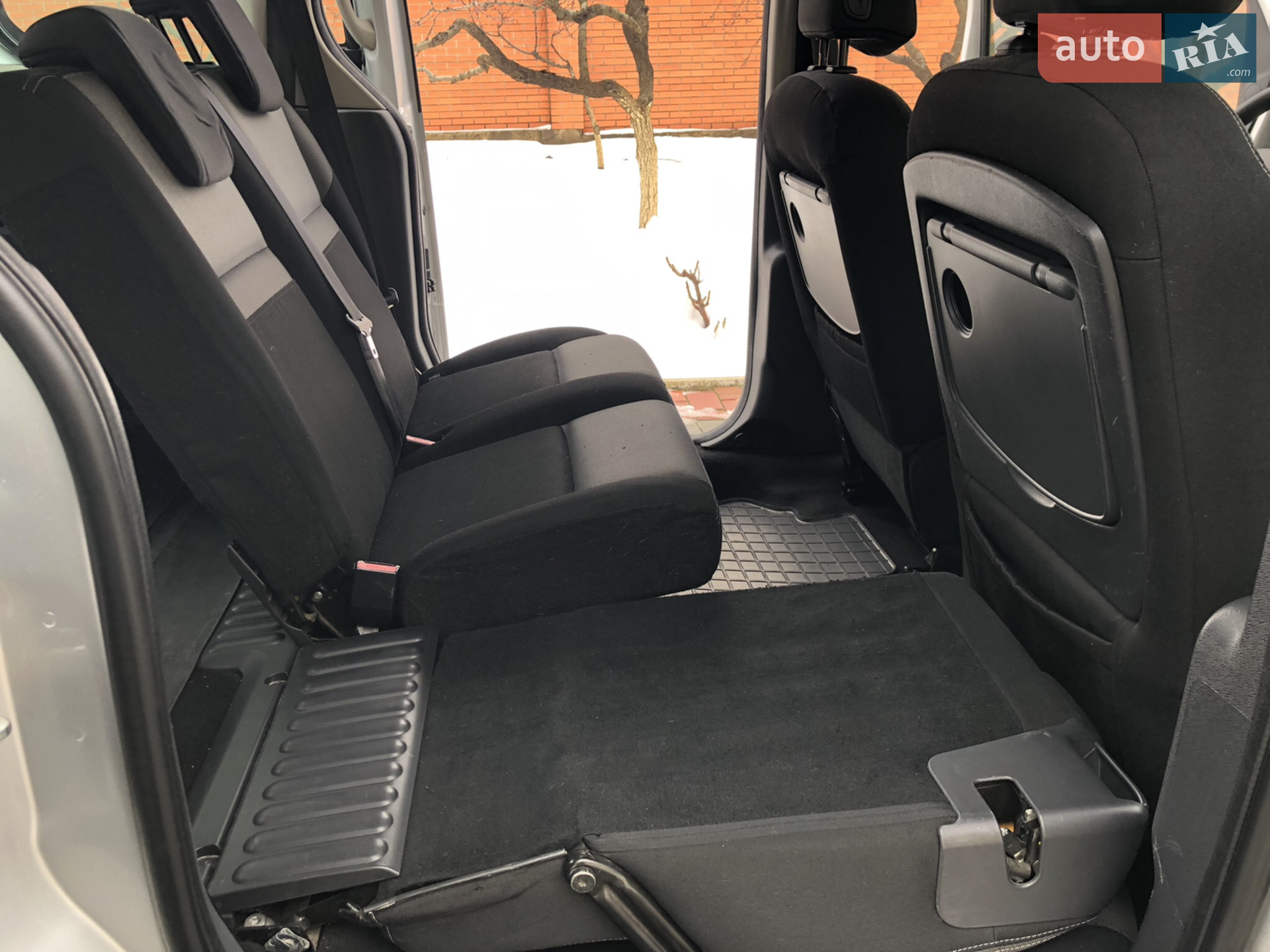 2017 Renault Kangoo - мініатюра 100