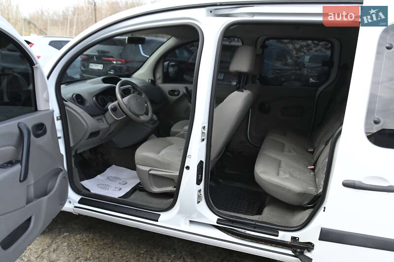 Мінівен Renault Kangoo 2009 в Бердичеві фото 35 Мінівен Renault Kangoo 2009 в Бердичеві