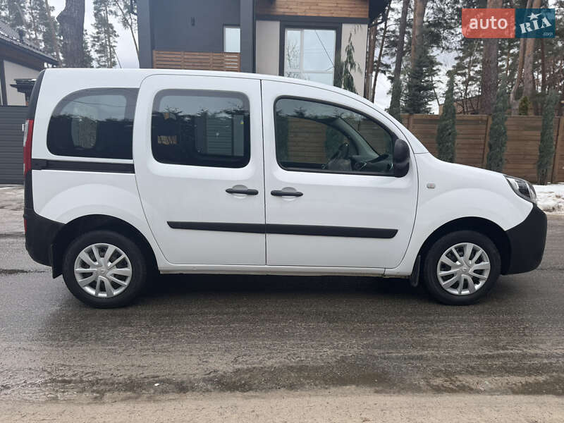 Мінівен Renault Kangoo 2017 в Ірпені фото 4 Мінівен Renault Kangoo 2017 в Ірпені