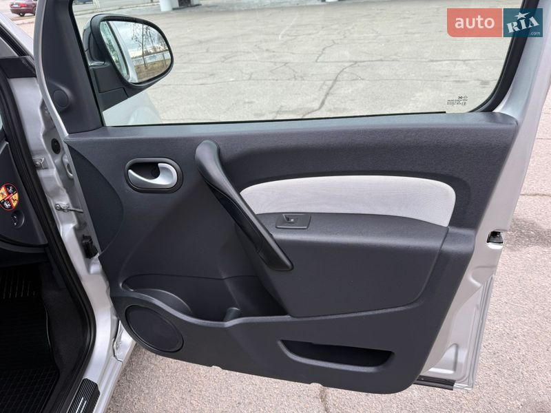 Минивэн Renault Kangoo 2014 в Днепре