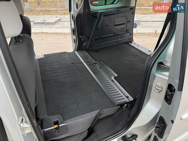 Минивэн Renault Kangoo 2014 в Днепре