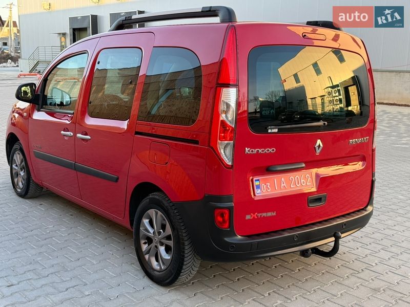 Минивэн Renault Kangoo 2015 в Львове