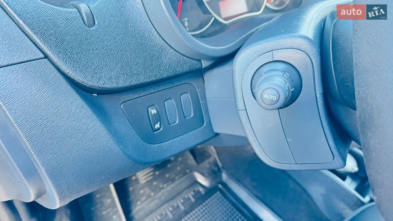 Минивэн Renault Kangoo 2014 в Киеве