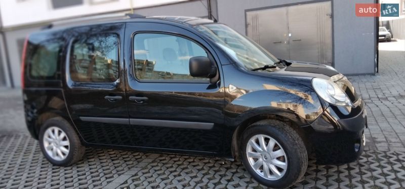 Минивэн Renault Kangoo 2010 в Ивано-Франковске