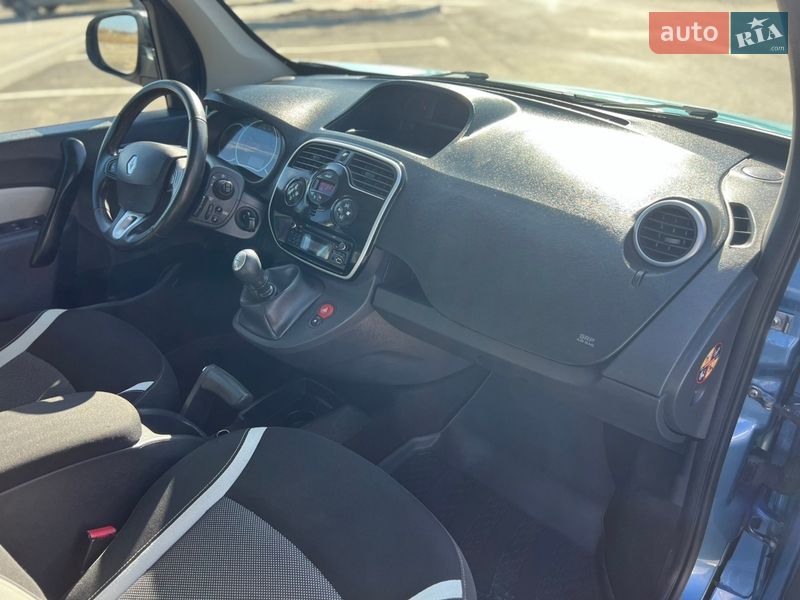 Минивэн Renault Kangoo 2014 в Ровно