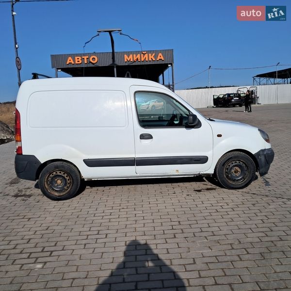 Грузовой фургон Renault Kangoo 2004 в Лопатине