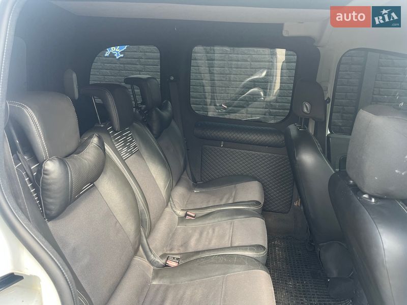 Минивэн Renault Kangoo 2015 в Обуховке