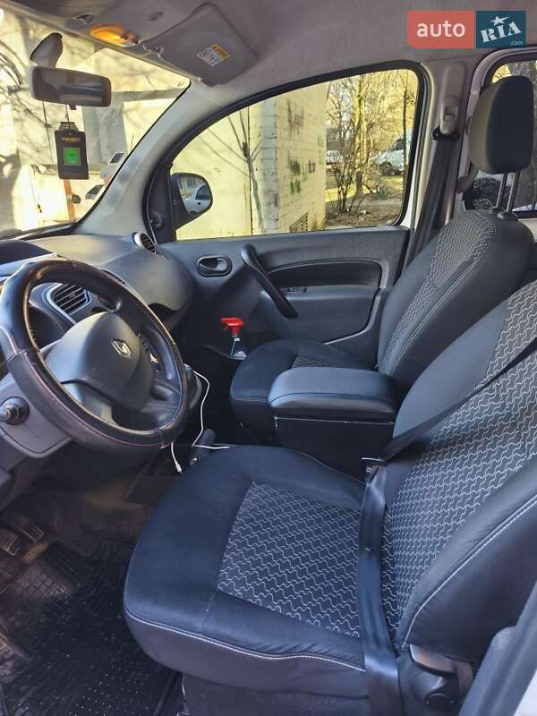 Минивэн Renault Kangoo 2014 в Днепре