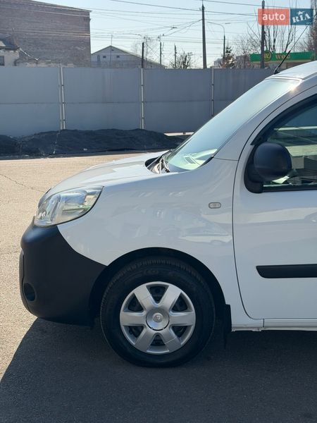 Мінівен Renault Kangoo 2014 в Києві