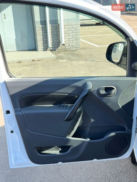 Мінівен Renault Kangoo 2014 в Києві