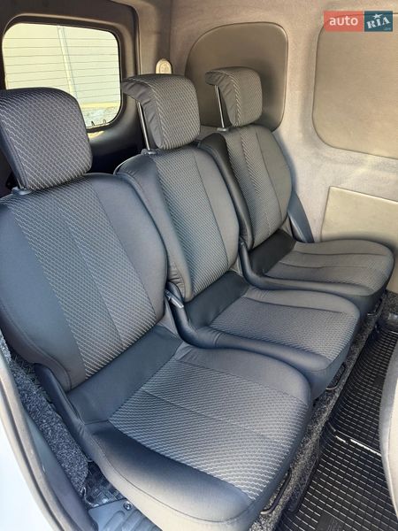 Мінівен Renault Kangoo 2014 в Києві