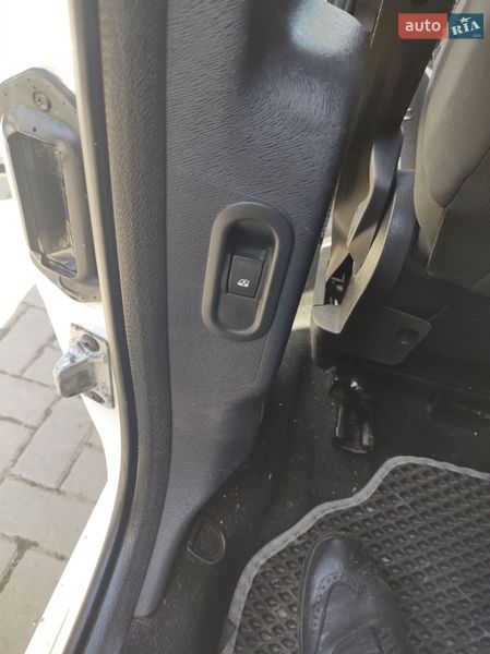 Минивэн Renault Kangoo 2011 в Львове