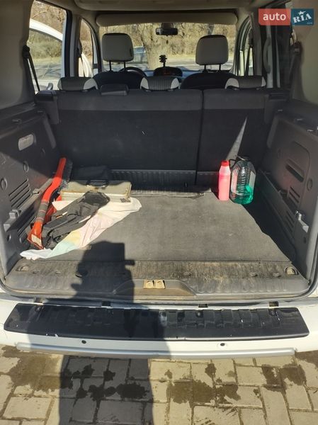 Минивэн Renault Kangoo 2011 в Львове