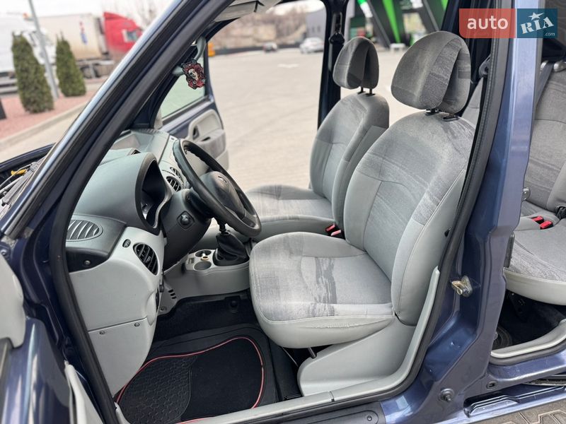 Мінівен Renault Kangoo 2004 в Одесі