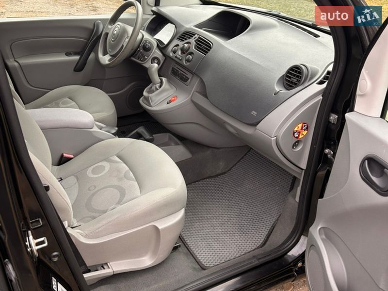 Минивэн Renault Kangoo 2010 в Луцке фото 5 Минивэн Renault Kangoo 2010 в Луцке
