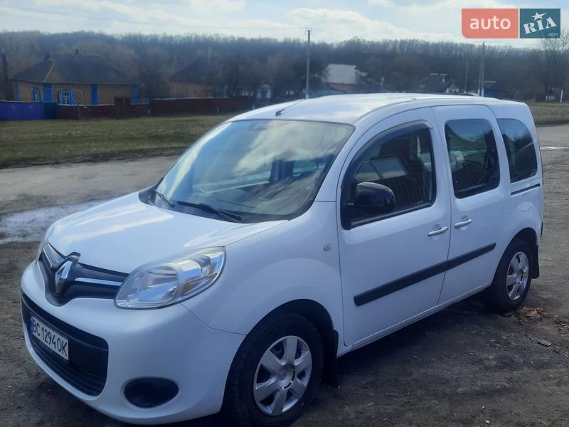 Минивэн Renault Kangoo 2017 в Сумах фото Минивэн Renault Kangoo 2017 в Сумах