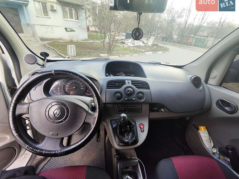 Грузовой фургон Renault Kangoo 2010 в Запорожье фото 7 Грузовой фургон Renault Kangoo 2010 в Запорожье