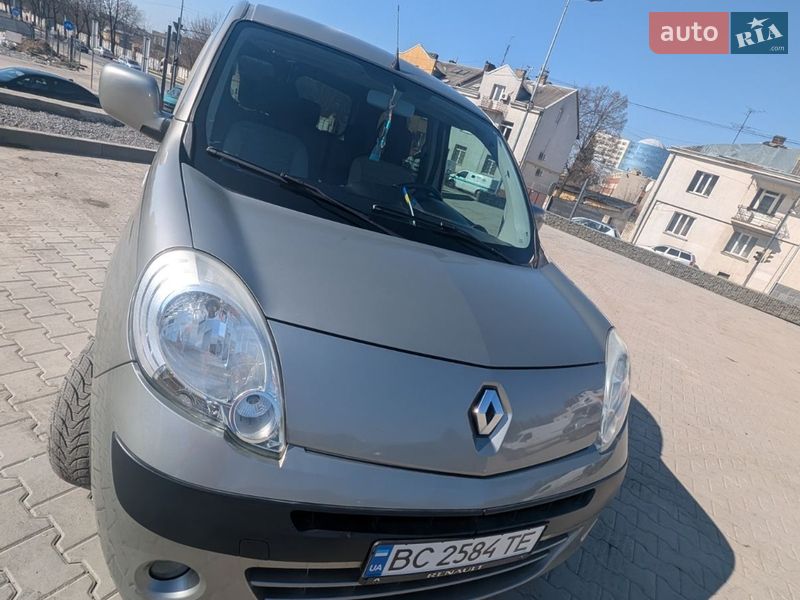 Минивэн Renault Kangoo 2011 в Львове