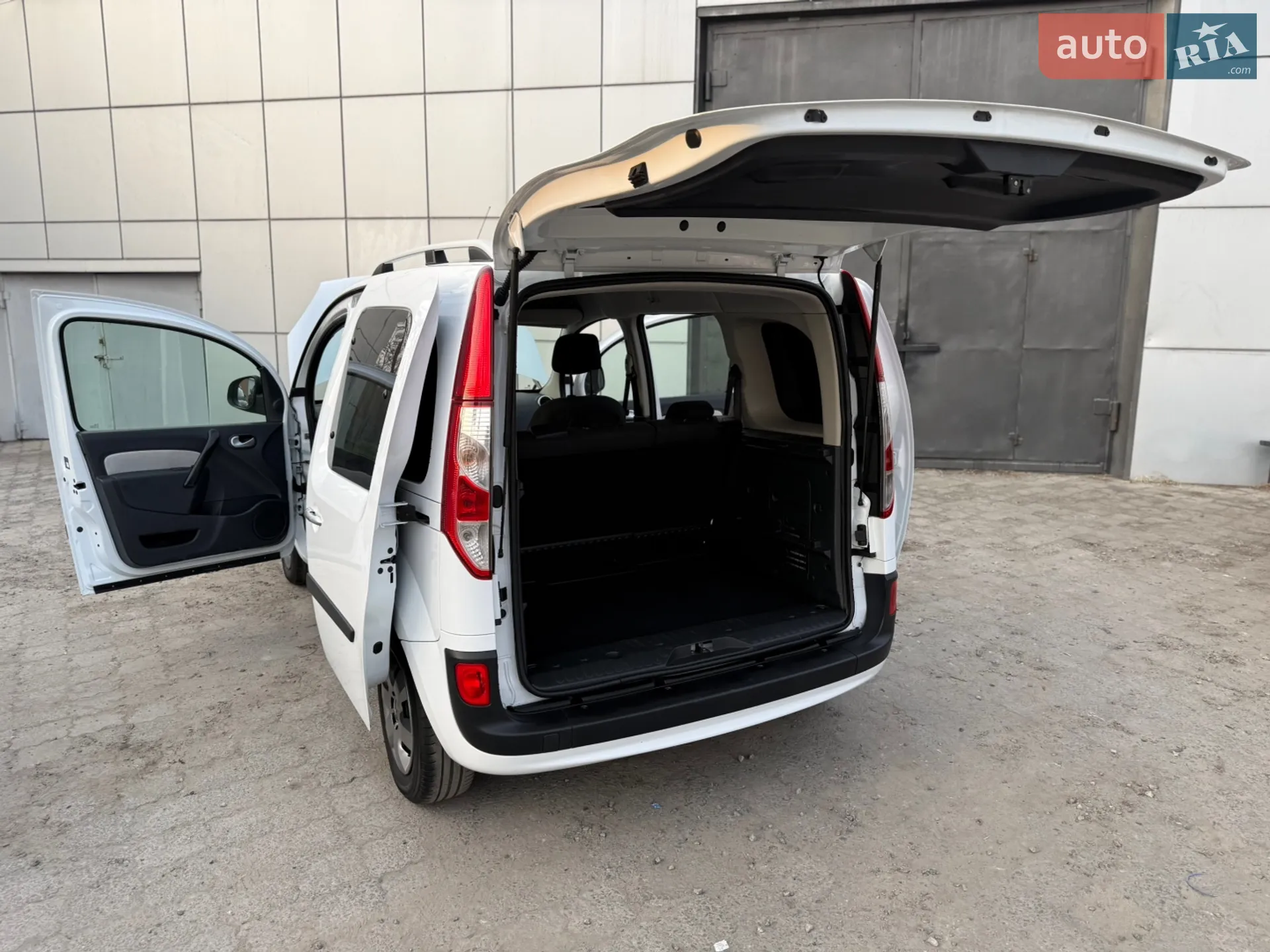 2015 Renault Kangoo - мініатюра 101