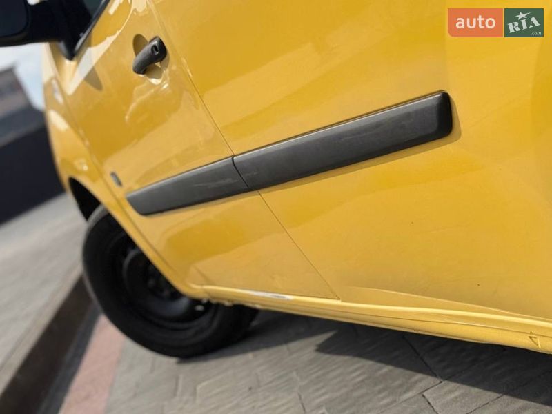 Мінівен Renault Kangoo 2012 в Трускавці