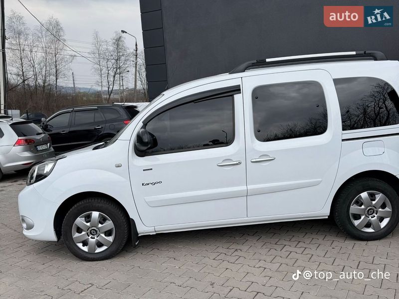 Мінівен Renault Kangoo 2014 в Чернівцях